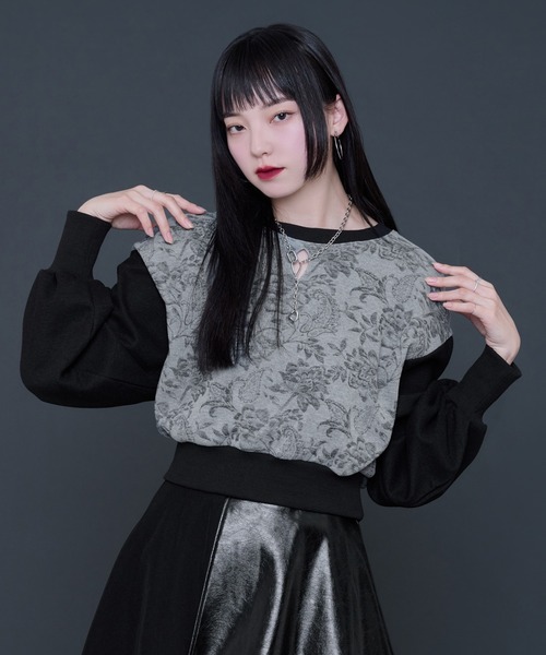 Ellno de Mavie（エルノデメヴィ）の「ガラキリカエカットプルオーバー（Tシャツ/カットソー・レディース・ライトグレー/ブラック・FREE）」の17枚目の写真