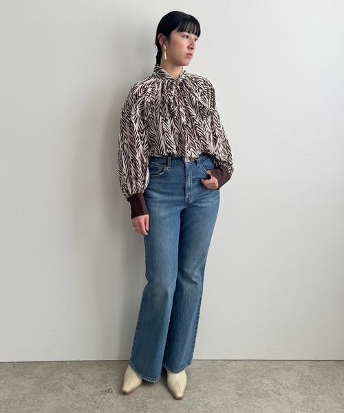 LHELBIE（レルビエ）の「アソートボウタイブラウス（シャツ/ブラウス・レディース・ブラウン/ホワイト×ブラック/ブラック/オフホワイト・M）」の11枚目の写真