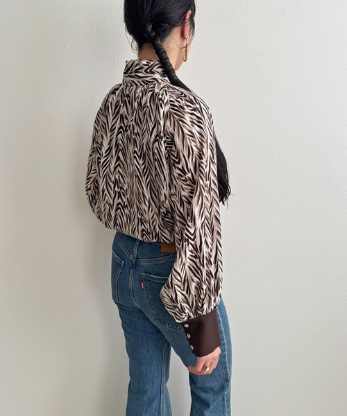 LHELBIE（レルビエ）の「アソートボウタイブラウス（シャツ/ブラウス・レディース・ブラウン/ホワイト×ブラック/ブラック/オフホワイト・M）」の13枚目の写真