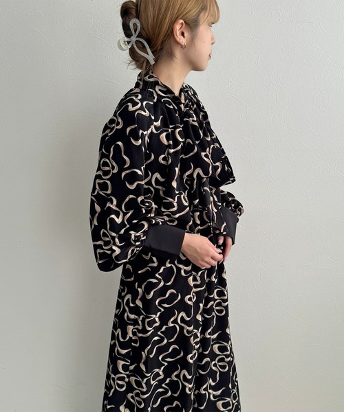 LHELBIE（レルビエ）の「アソートボウタイブラウス（シャツ/ブラウス・レディース・ブラウン/ホワイト×ブラック/ブラック/オフホワイト・M）」の17枚目の写真