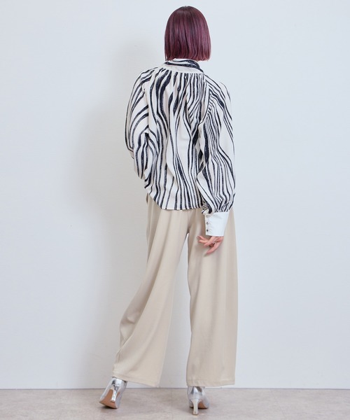 LHELBIE（レルビエ）の「アソートボウタイブラウス（シャツ/ブラウス・レディース・ブラウン/ホワイト×ブラック/ブラック/オフホワイト・M）」の8枚目の写真