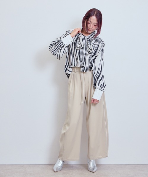 LHELBIE（レルビエ）の「アソートボウタイブラウス（シャツ/ブラウス・レディース・ブラウン/ホワイト×ブラック/ブラック/オフホワイト・M）」の6枚目の写真