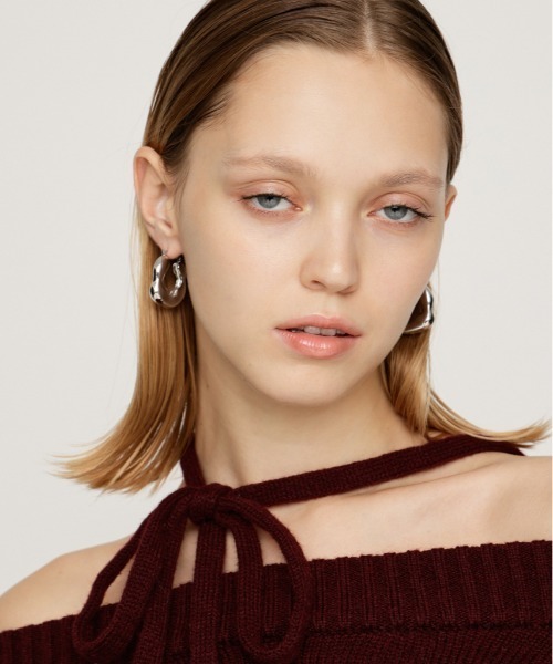SLY（スライ）の「DEFORMED MOTIF P/EARRINGS ディフォームド モチーフピアス（ピアス（両耳用）・レディース・ゴールド/シルバー・FREE）」の8枚目の写真