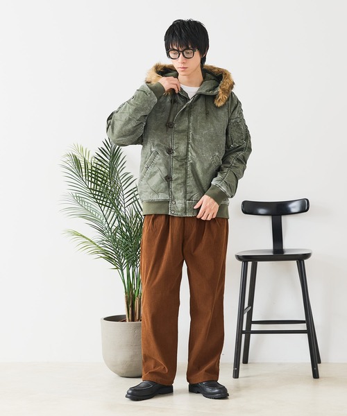 UNIIT(ユニット)の「【UNIIT/ユニット】ヴィンテージナイロンN-2B オーバーサイズ 古着加工 衿ファー(ミリタリージャケット・メンズ・カーキ/スミクロ・LARGE/MEDIUM/X-LARGE)」の6枚目の写真