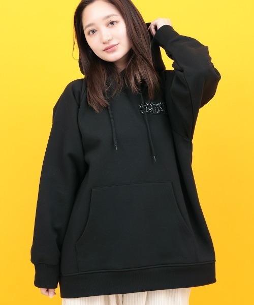 チチカカ（チチカカ）の「裏起毛ロゴパッチフーディー（パーカー・レディース・パープル/ブラック/アイボリー・FREE）」の5枚目の写真