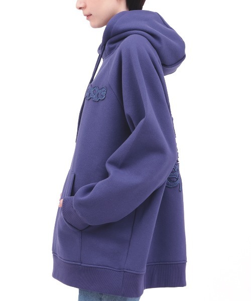 チチカカ（チチカカ）の「裏起毛ロゴパッチフーディー（パーカー・レディース・パープル/ブラック/アイボリー・FREE）」の16枚目の写真