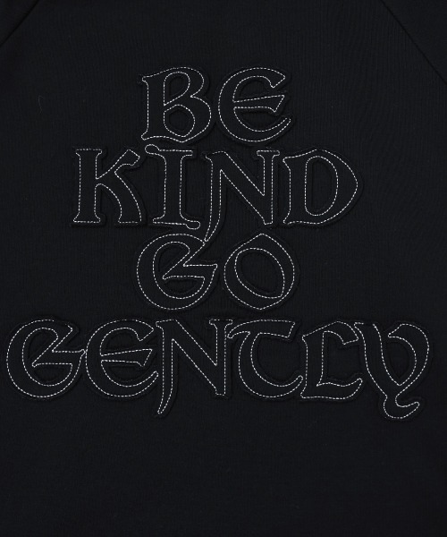 チチカカ（チチカカ）の「裏起毛ロゴパッチフーディー（パーカー・レディース・パープル/ブラック/アイボリー・FREE）」の20枚目の写真