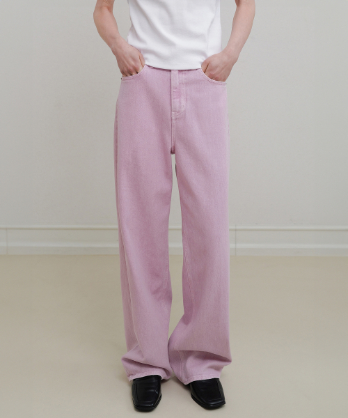 ANDNEEDS(アンドニーズ)の「Spring dyed denim pants (vintage pink)(デニムパンツ・レディース・その他・LARGE)」の1枚目の写真