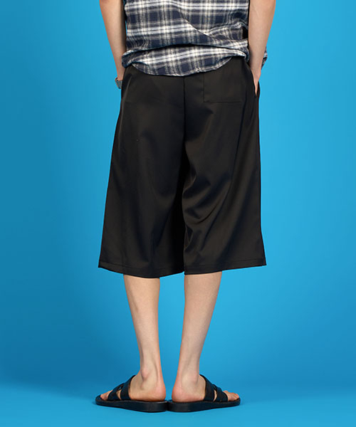 KOLEAT（コレット）の「MENクーリング冷蔵庫バミューダワイドストリングバンディングショーツ[BLACK]（その他パンツ・メンズ・ブラック・FREE）」の4枚目の写真