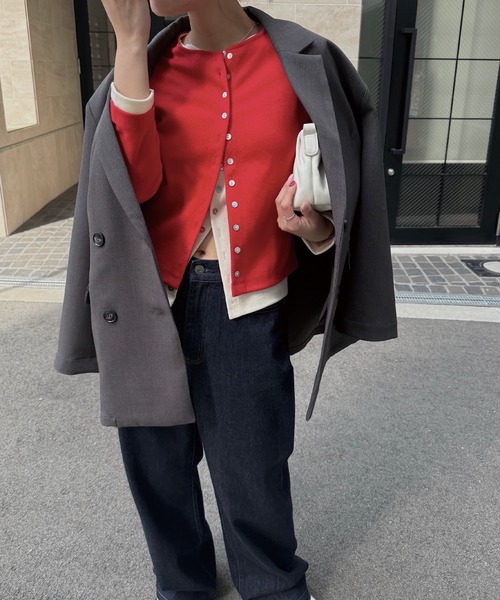 nananamoe(ナナナモエ)の「shell button layered color tops(カーディガン/ボレロ・レディース・チャコールグレー/杢グレー/ホワイト系その他/レッド・FREE)」の1枚目の写真