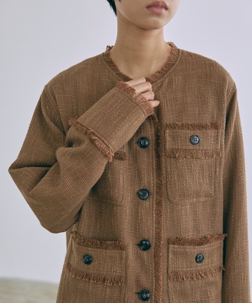EN NEUME(エンノイム)の「Classic Tweed Over Jacket(ノーカラージャケット・レディース・ブラック/アイボリー/ブラウン・FREE)」の18枚目の写真
