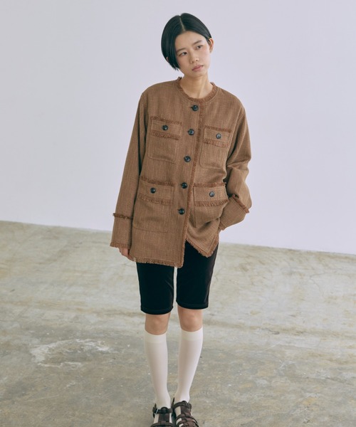EN NEUME(エンノイム)の「Classic Tweed Over Jacket(ノーカラージャケット・レディース・ブラック/アイボリー/ブラウン・FREE)」の21枚目の写真