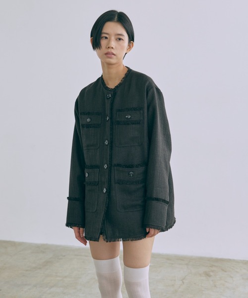 EN NEUME(エンノイム)の「Classic Tweed Over Jacket(ノーカラージャケット・レディース・ブラック/アイボリー/ブラウン・FREE)」の11枚目の写真
