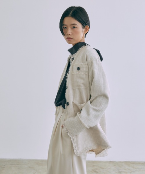EN NEUME(エンノイム)の「Classic Tweed Over Jacket(ノーカラージャケット・レディース・ブラック/アイボリー/ブラウン・FREE)」の5枚目の写真
