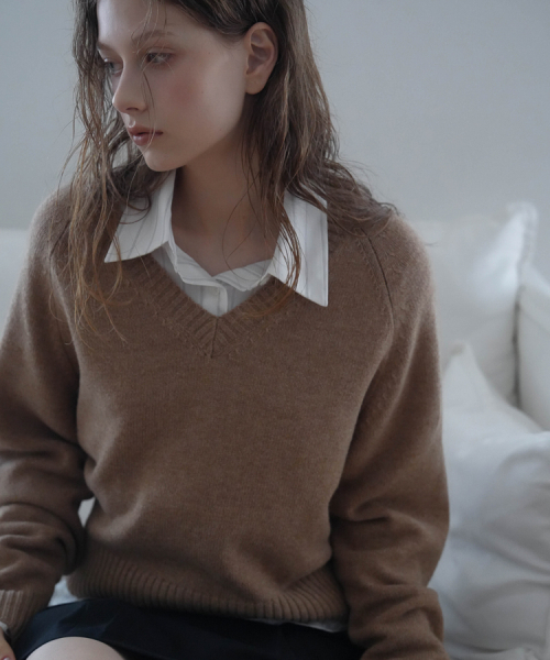 DEHEVE（デヘヴェ）の「Wool V-neck Knit [Beige]（ニット/セーター・レディース・Beige・FREE）」の6枚目の写真