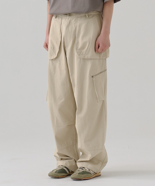 NOUN(ノウン)の「balloon pocket pants (beige)(その他パンツ・メンズ・その他・1/2/O)」の1枚目の写真