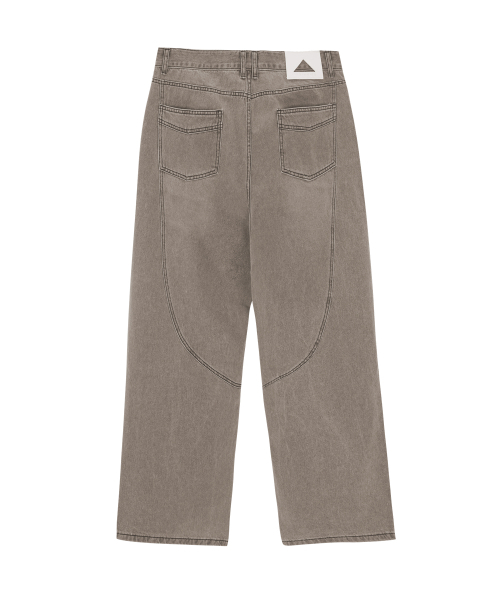 UNGIMMICK(アンジミック)の「BRUSHED TUCK WIDE DENIM PANTS (ASH BROWN)(デニムパンツ・メンズ・その他・MEDIUM/LARGE)」の2枚目の写真
