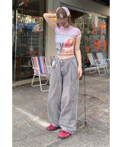 UNGIMMICK(アンジミック)の「BRUSHED TUCK WIDE DENIM PANTS (ASH BROWN)(デニムパンツ・メンズ・その他・MEDIUM/LARGE)」の8枚目の写真