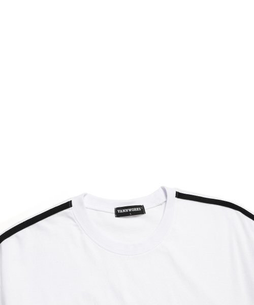 VANNWORKS(バンワークス)の「袖テープ POINTED LOGO オーバーサイズ 半袖Tシャツ (VS0065) ホワイト(Tシャツ/カットソー・レディース・その他・LARGE/MEDIUM/SMALL/X-LARGE/XX-LARGE)」の2枚目の写真