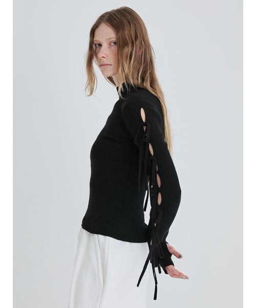 SORIN(ソリン )の「Ribbon Eyelet Top/リボンアイレットトップ(ニット/セーター・レディース・レッド/ホワイト/ブラック・38)」の4枚目の写真
