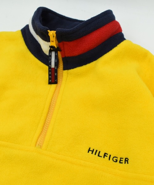 LABORATORY R(ラボラトリーアール)の「【USED】90’s TOMMY HILFIGER ハーフジップ フリースプルオーバー(その他トップス・メンズ・イエロー・X-LARGE)」の7枚目の写真