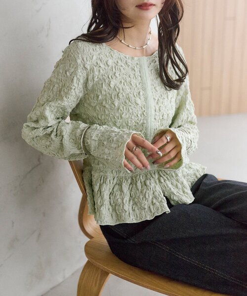 3色展開/羽織りとしても◎】シャーリングペプラム TOPS（シャツ
