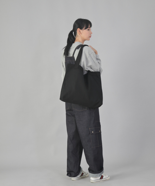SAINTCREW(セントクルー)の「ミニマルビッグサイズショルダーバッグ MBS-122 ブラックブラック(エコバッグ/サブバッグ・メンズ・その他・フリー)」の12枚目の写真