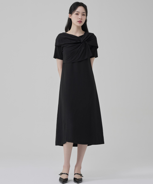 HYEYEONG KIM(ヘヨン キム)の「シルクインターレースショートスリーブドレス-ブラック(ワンピース・レディース・その他・SMALL/MEDIUM)」の3枚目の写真