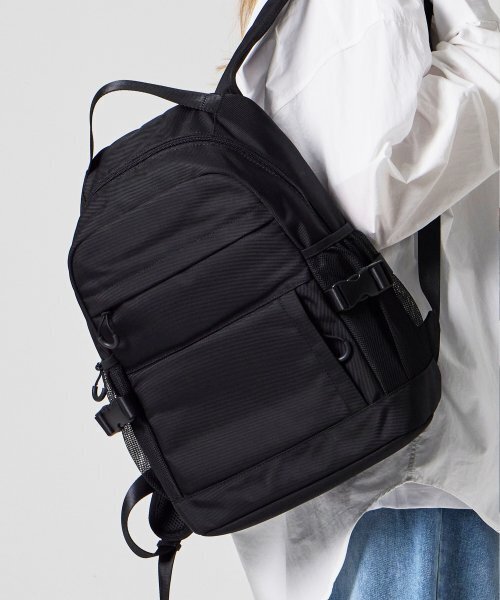 BSMT（ベースメントアーカイブ）の「[プレゼント] ハイテクエッセンシャルユーティリティバックパック（バックパック/リュック・レディース・その他・FREE）」の2枚目の写真