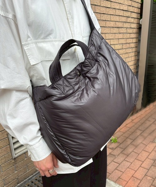 MILITARY(ミリタリー)の「【SETUP7】ナイロンエアーショルダーバッグ A4収納可能 メッセンジャーバッグ 軽量 ソフトバッグ 中綿(ショルダーバッグ・レディース・ブラック/ネイビー/グレー・FREE)」の21枚目の写真
