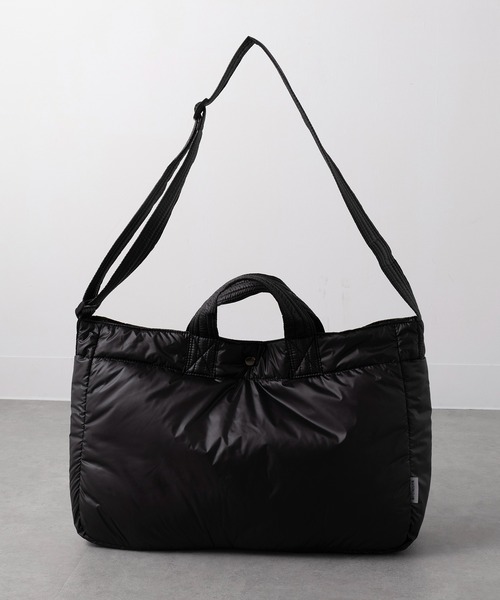 MAISON CLUB（メゾンクラブ）の「【MAISON CLUB】ナイロンエアーショルダーバッグ A4収納可能 メッセンジャーバッグ 軽量 ソフトバッグ 中綿　※（ショルダーバッグ・レディース・ブラック/ネイビー/グレー・FREE）」の14枚目の写真