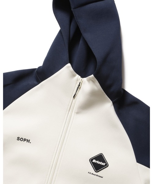 F.C.Real Bristol（エフシーレアルブリストル）の「TECH SWEAT VENTILATION HOODIE（ブルゾン・メンズ・グレー/ブラック/ホワイト・SMALL/MEDIUM/LARGE/X-LARGE/XX-LARGE）」の16枚目の写真