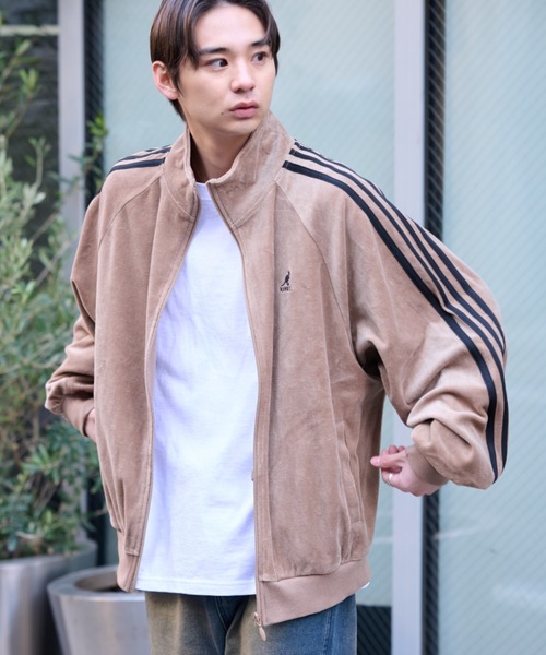 KANGOL（カンゴール）の「【KANGOL】袖ラインワンポイント刺繍ベロアトラックジャケット（ジャージ・レディース・ピンク/ベージュ/チャコール/ブラック・M/L/XL）」の7枚目の写真