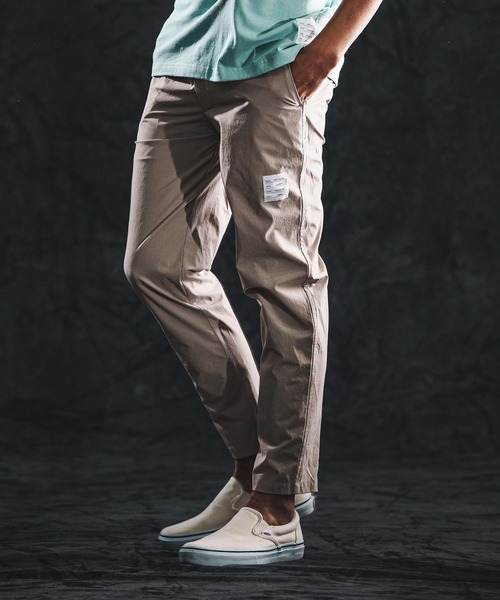 wjk reluxe（ダブルジェーケーリラックス）の「mp14488-cool touch tapered pants テーパードパンツ(WR26S-08)（その他パンツ・メンズ・ブラック/グレイッシュベージュ/ネイビー・L/M/S）」の2枚目の写真