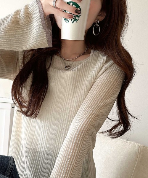 classicalelf（クラシカルエルフ）の「透き通る気品を、日常に。ランダムタックシアー袖フレア長袖トップス（Tシャツ/カットソー・レディース・ブラウン/アイボリー/ブラック/ブルー/ネイビー・X-LARGE/SMALL/MEDIUM/LARGE）」の14枚目の写真