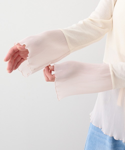 MEDE19F(メデジュウキュウ)の「MEDE19F プリーツドッキングトップス(Tシャツ/カットソー・レディース・チャコールグレー/アイボリー/ブラック・M)」の12枚目の写真