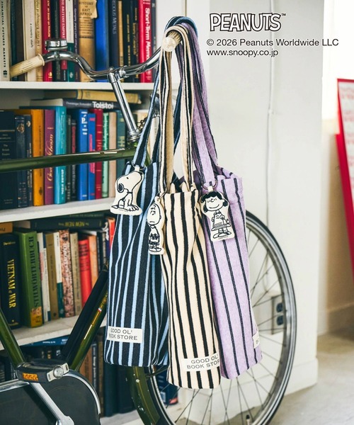 GLOBAL WORK（グローバルワーク）の「PEANUTS/チャーム付きパイル生地トート/634366（トートバッグ・レディース・チャコールグレー/アイボリー/ラベンダー・FREE）」の5枚目の写真