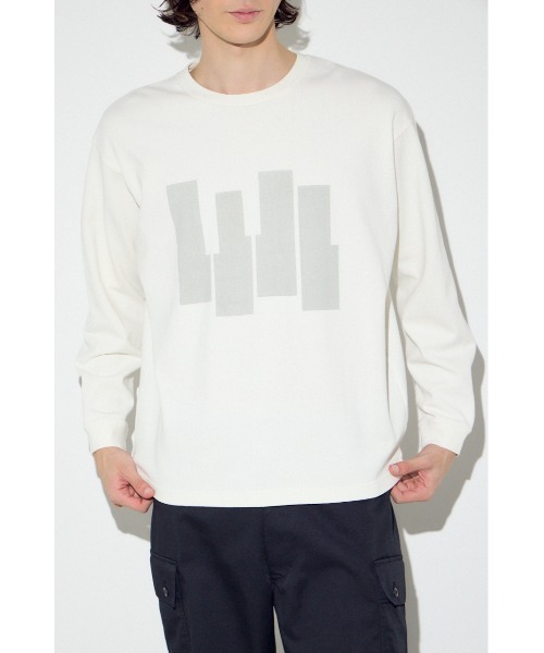 AZUL by moussy（アズールバイマウジー）の「キーボードアートロンT（Tシャツ/カットソー・メンズ・ブラック/ホワイト・SMALL/MEDIUM/LARGE）」の3枚目の写真