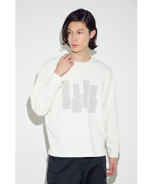 AZUL by moussy（アズールバイマウジー）の「キーボードアートロンT（Tシャツ/カットソー・メンズ・ブラック/ホワイト・SMALL/MEDIUM/LARGE）」の5枚目の写真