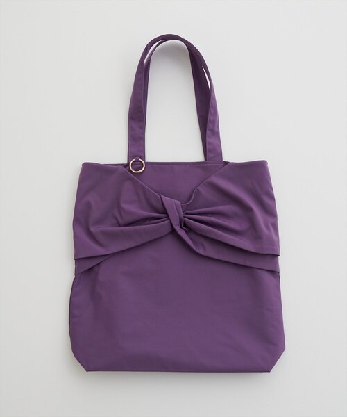 natural couture（ナチュラルクチュール）の「ねじリボントート（トートバッグ・レディース・ミント/イエロー/パープル/ピンク/ブラウン/レッド/サックスブルー/ブラック/ライトベージュ・FREE）」の6枚目の写真