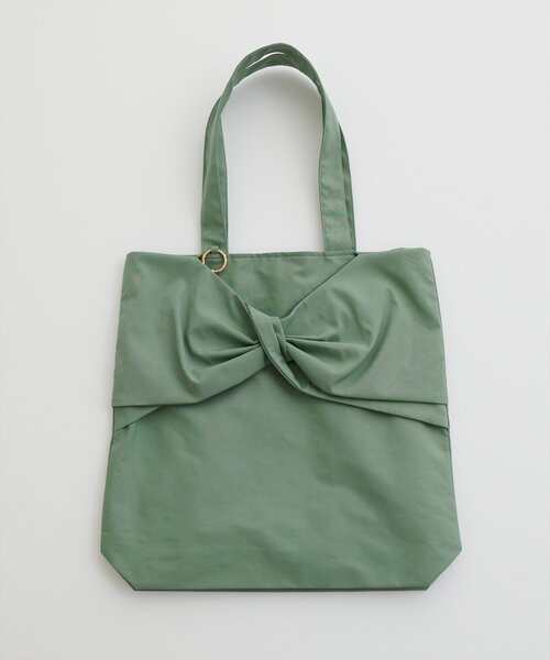 natural couture（ナチュラルクチュール）の「ねじリボントート（トートバッグ・レディース・ミント/イエロー/パープル/ピンク/ブラウン/レッド/サックスブルー/ブラック/ライトベージュ・FREE）」の4枚目の写真