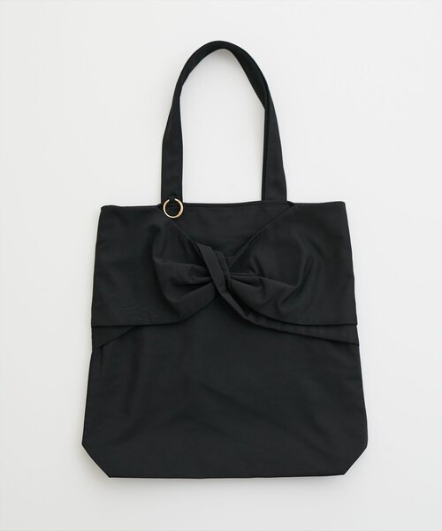 natural couture（ナチュラルクチュール）の「ねじリボントート（トートバッグ・レディース・ミント/イエロー/パープル/ピンク/ブラウン/レッド/サックスブルー/ブラック/ライトベージュ・FREE）」の2枚目の写真