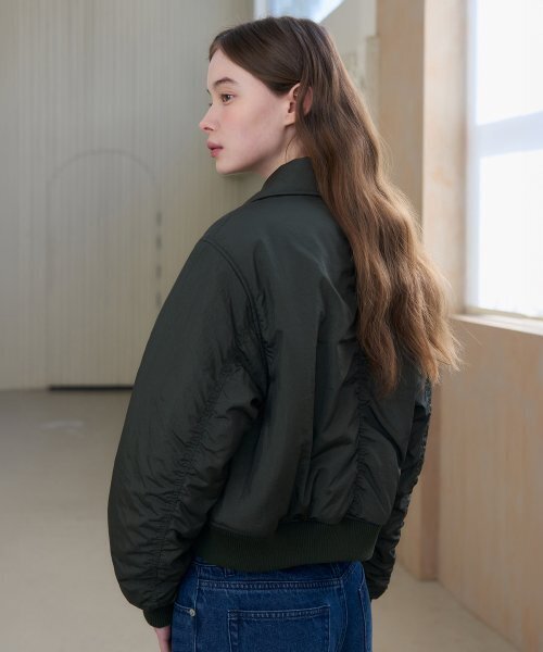 DRAWFIT WOMEN（ドローフィットウーマン）の「パルスボリュームパーカラー春ボンバージャケット[KHAKI GREY]（ブルゾン・レディース・その他・FREE）」の3枚目の写真