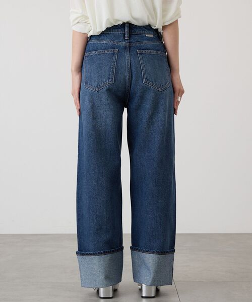 AMERICAN HOLIC（アメリカンホリック）の「ロールアップデニムパンツ（デニムパンツ・レディース・ブルー系その他/ワンウォッシュ・S/L/M）」の13枚目の写真