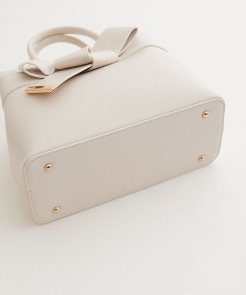 natural couture（ナチュラルクチュール）の「合皮リボンアイコンバッグ（ショルダーバッグ・レディース・サックスブルー/アイボリー/レッド/モカ/ブラック・FREE）」の13枚目の写真