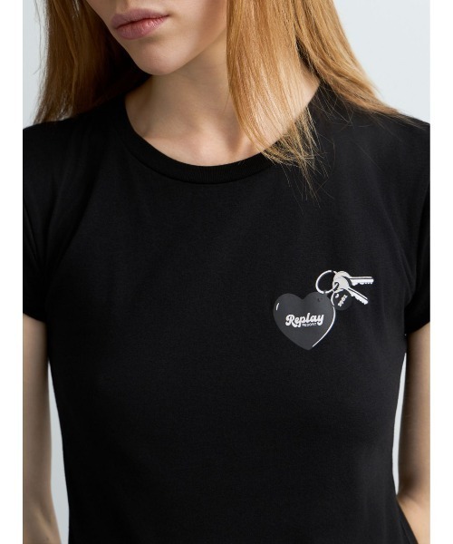 REPLAY（リプレイ）の「コットンジャージーハートプリントTシャツ（Tシャツ/カットソー・レディース・ブラック/オフホワイト・SMALL/MEDIUM/X-SMALL）」の4枚目の写真