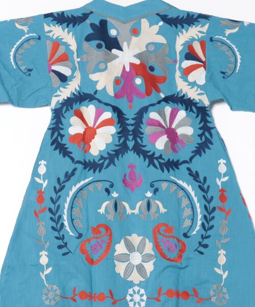 チャイハネ(チャイハネ)の「【チャイハネ】エルジャン刺繍カーディガン(カーディガン/ボレロ・レディース・ブラック/ブルー/ホワイト・FREE)」の19枚目の写真