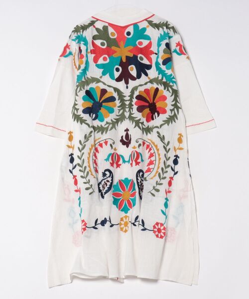 チャイハネ(チャイハネ)の「【チャイハネ】エルジャン刺繍カーディガン(カーディガン/ボレロ・レディース・ブラック/ブルー/ホワイト・FREE)」の5枚目の写真