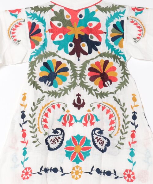 チャイハネ(チャイハネ)の「【チャイハネ】エルジャン刺繍カーディガン(カーディガン/ボレロ・レディース・ブラック/ブルー/ホワイト・FREE)」の6枚目の写真