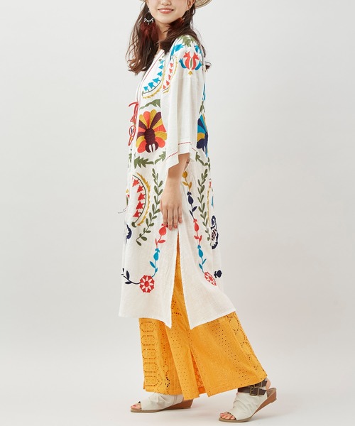 チャイハネ(チャイハネ)の「【チャイハネ】エルジャン刺繍カーディガン(カーディガン/ボレロ・レディース・ブラック/ブルー/ホワイト・FREE)」の9枚目の写真